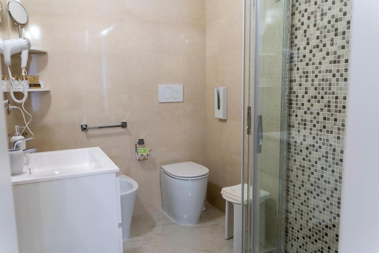 A Casa Dei Miei Hotel San Pietro Vernotico Luaran gambar