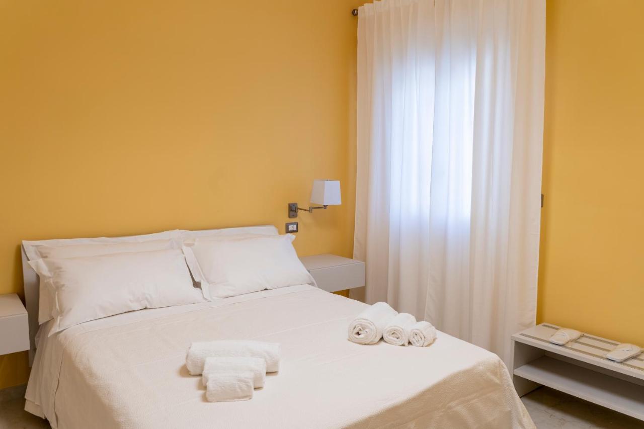 A Casa Dei Miei Hotel San Pietro Vernotico Luaran gambar