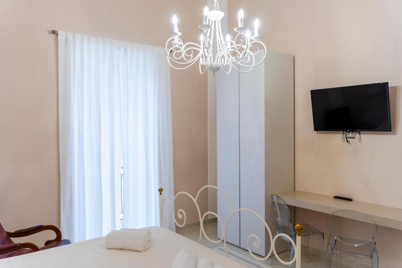 A Casa Dei Miei Hotel San Pietro Vernotico Luaran gambar