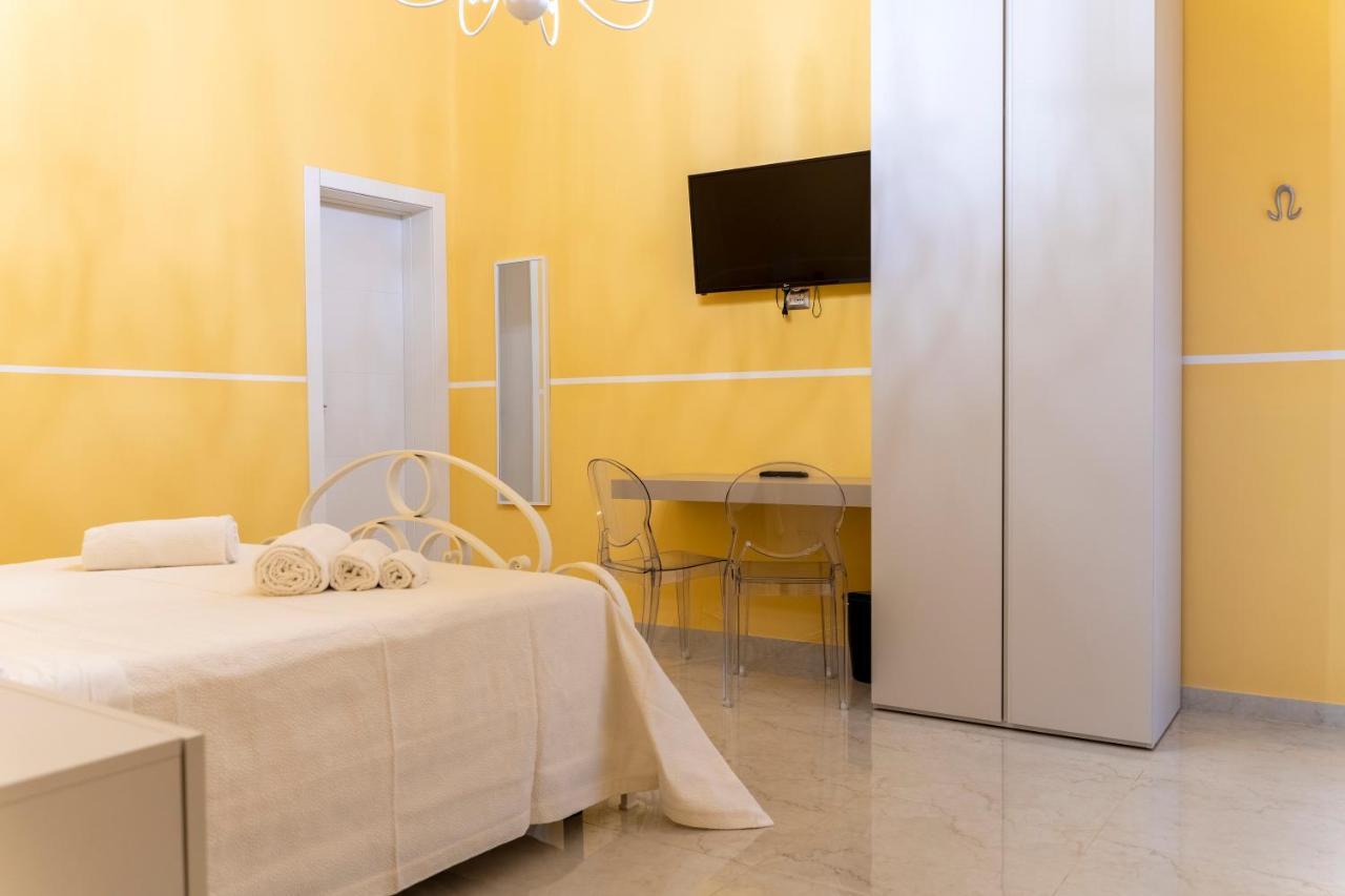 A Casa Dei Miei Hotel San Pietro Vernotico Luaran gambar