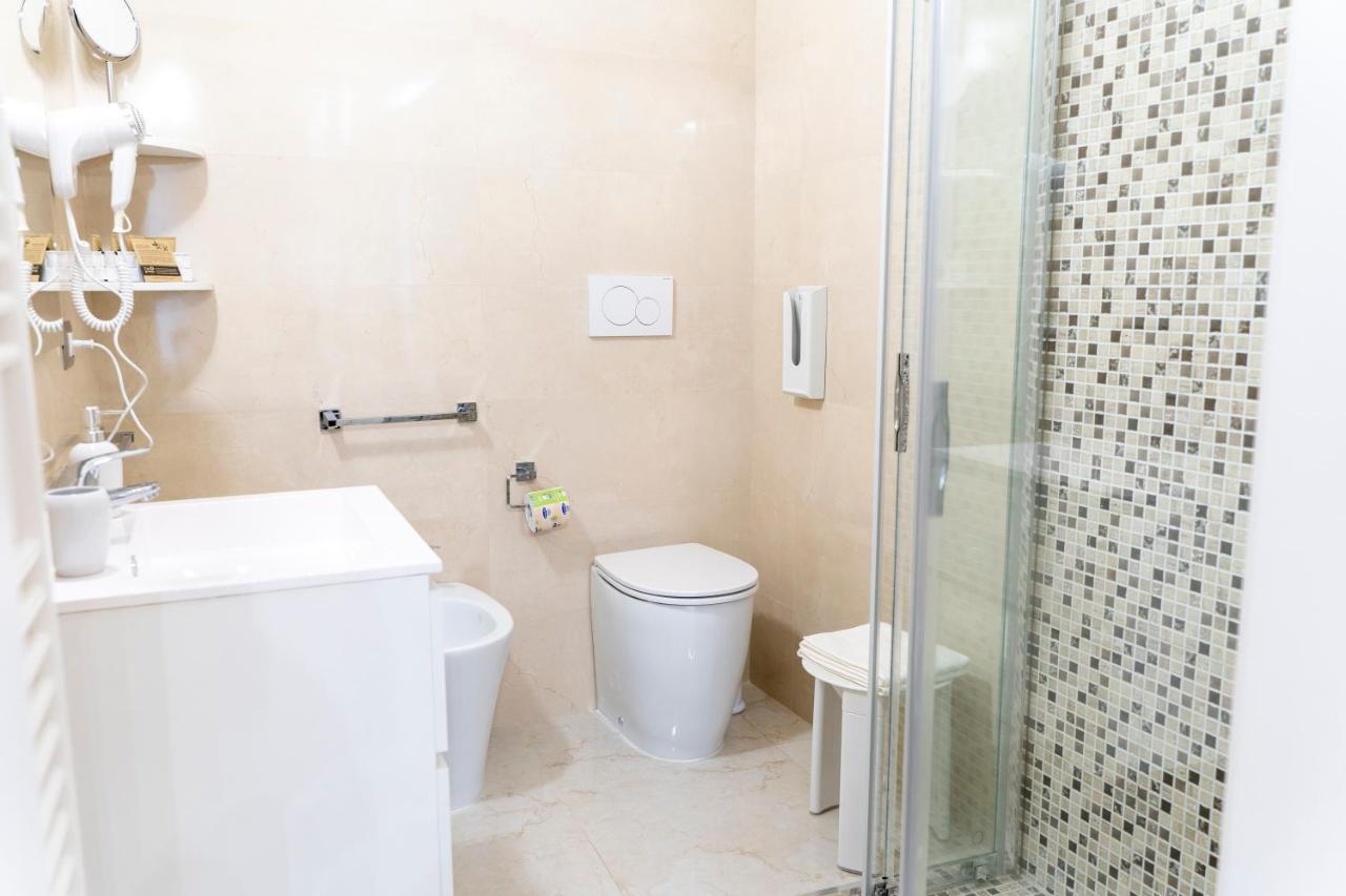 A Casa Dei Miei Hotel San Pietro Vernotico Luaran gambar