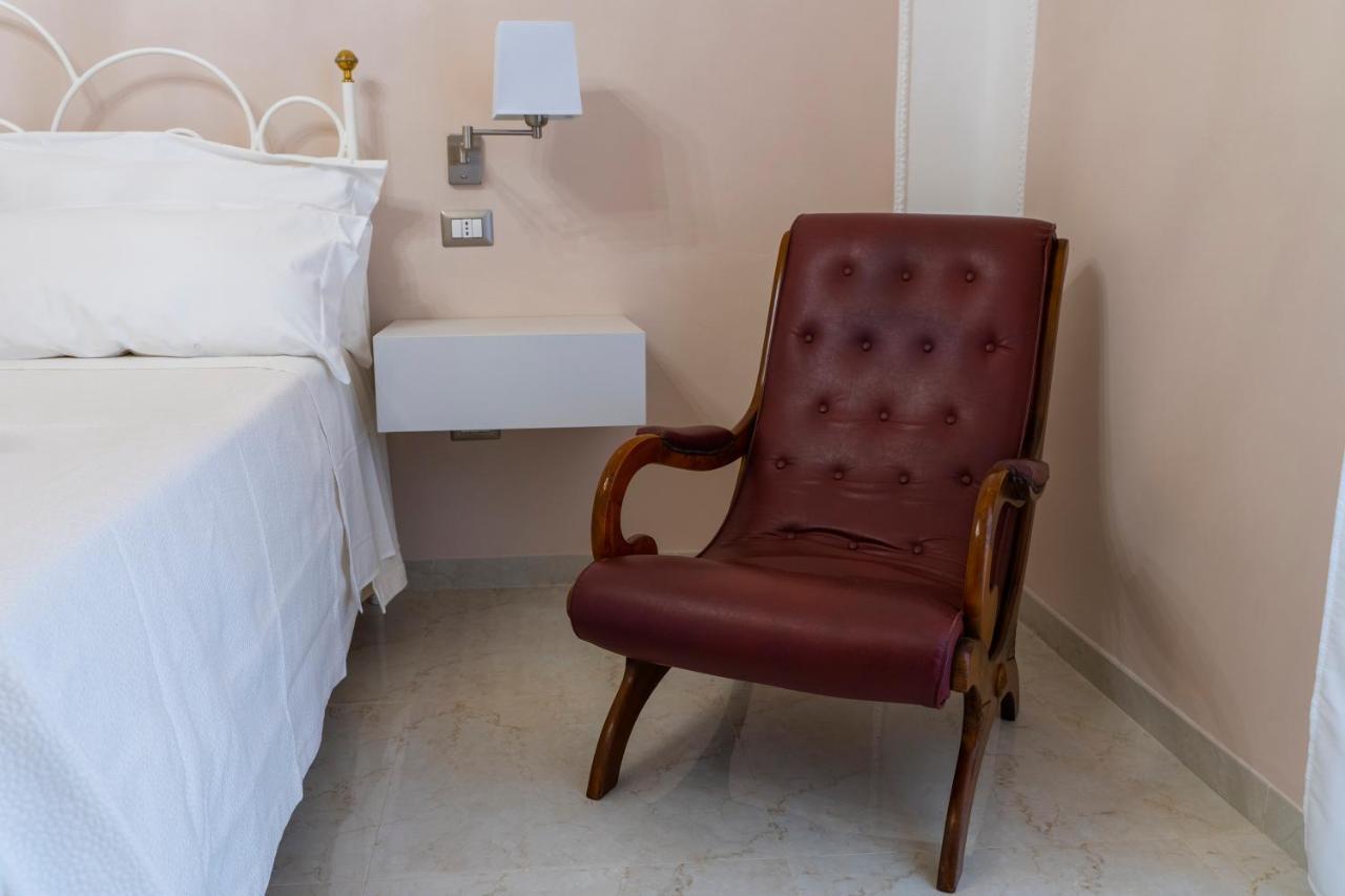 A Casa Dei Miei Hotel San Pietro Vernotico Luaran gambar