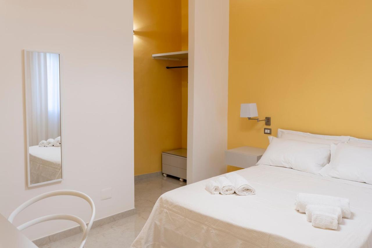 A Casa Dei Miei Hotel San Pietro Vernotico Luaran gambar