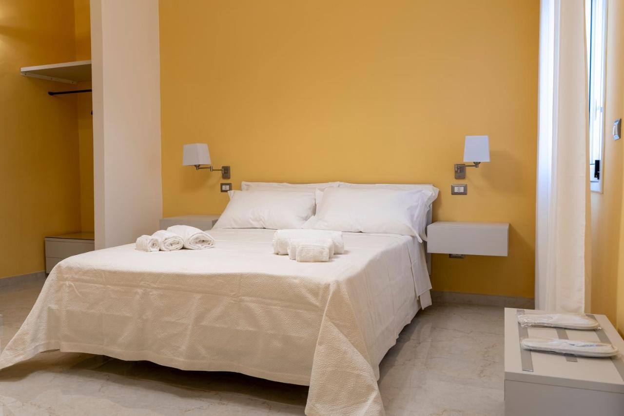 A Casa Dei Miei Hotel San Pietro Vernotico Luaran gambar