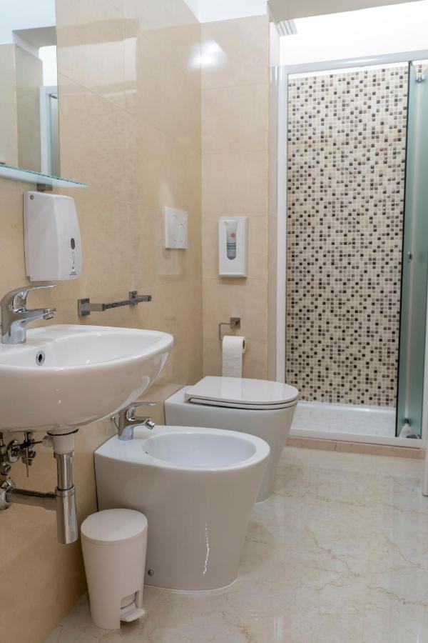 A Casa Dei Miei Hotel San Pietro Vernotico Luaran gambar