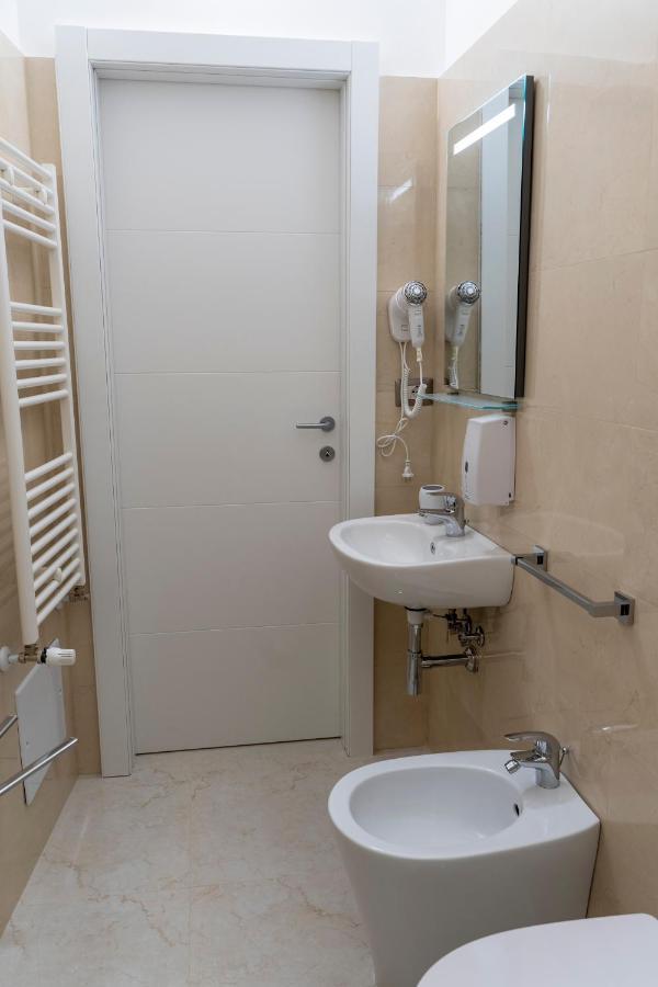 A Casa Dei Miei Hotel San Pietro Vernotico Luaran gambar